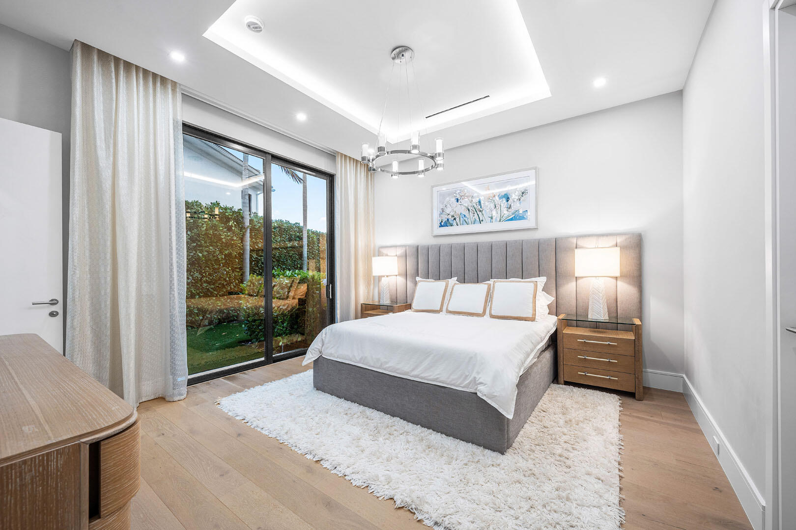 ROYAL PALM YACHT & COUNTRY CLUB - Residential