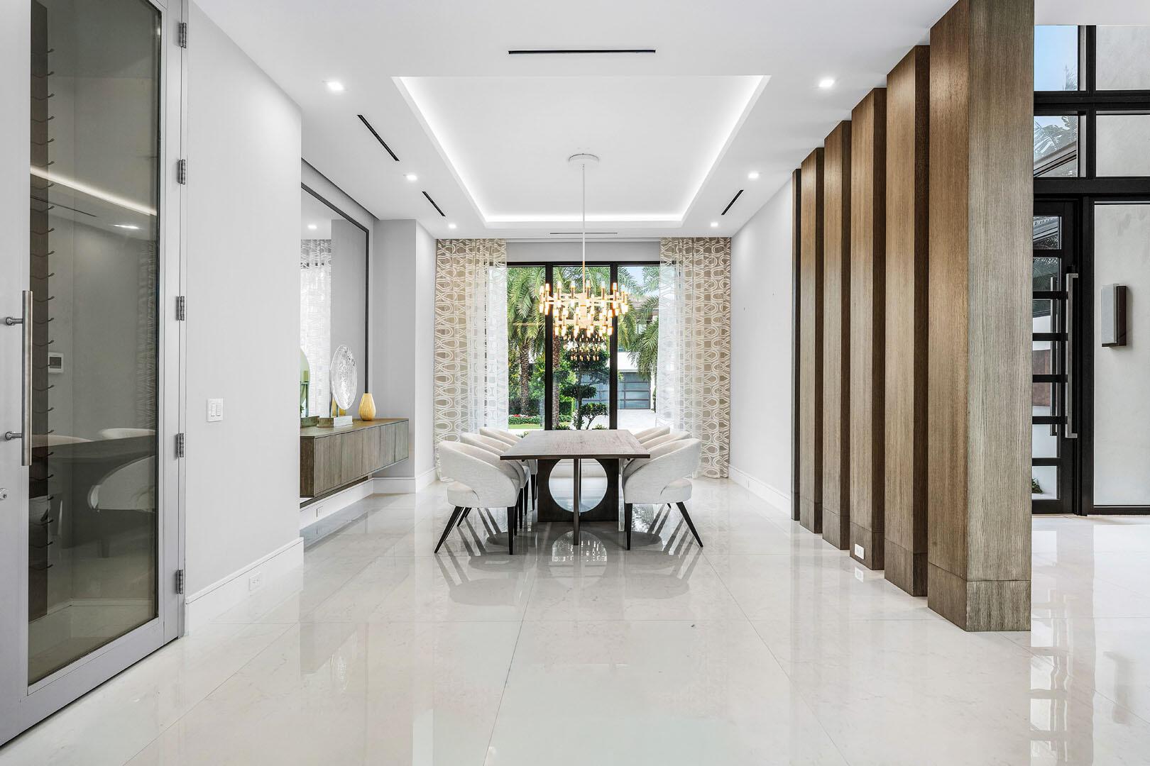 ROYAL PALM YACHT & COUNTR - Residential