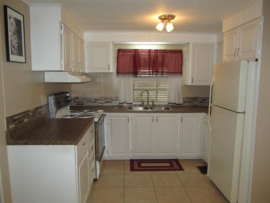 JAMAICA BAY MOBILE HOME CO OP - Residential