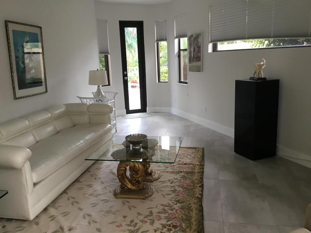 Polo Club/Ville De Capri - Residential Lease