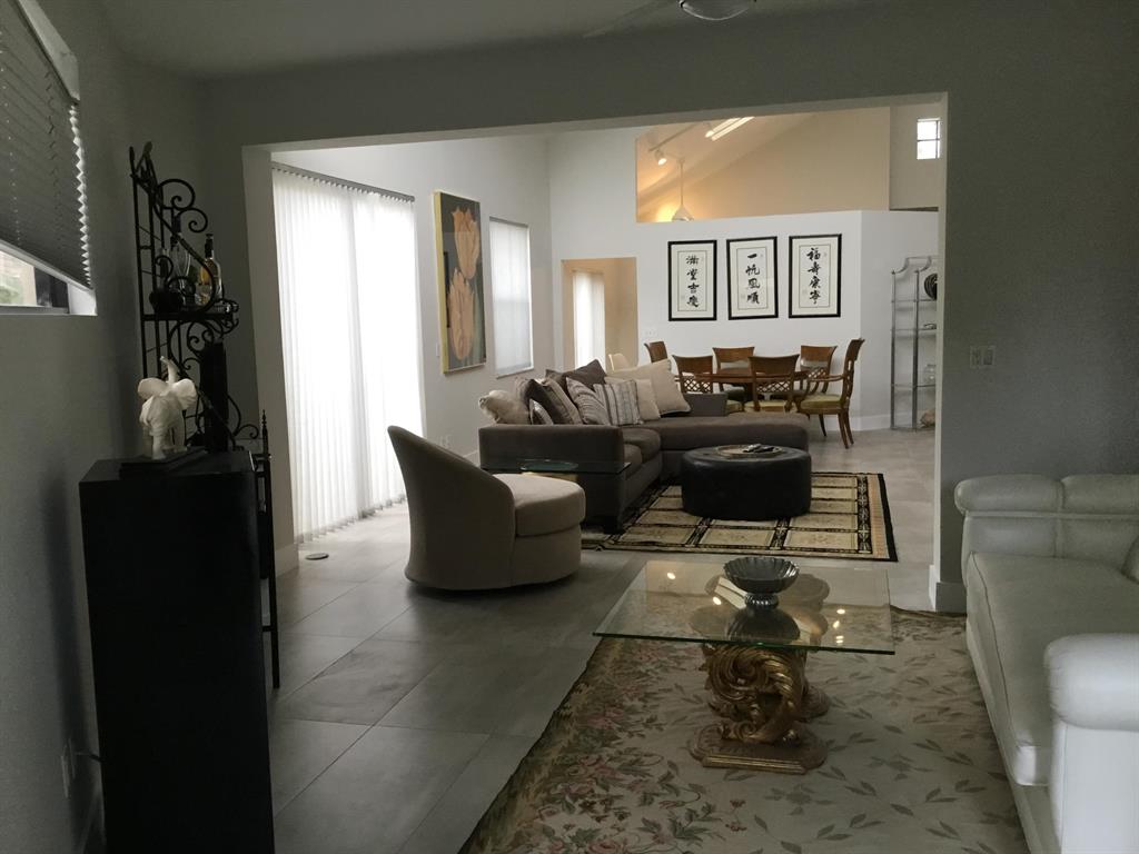 Polo Club/Ville De Capri - Residential Lease