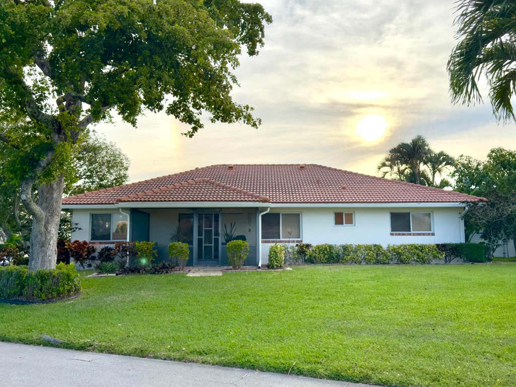 Photo of 367 NW 42nd Street, Boca Raton, FL 33431 (MLS # B26048836)