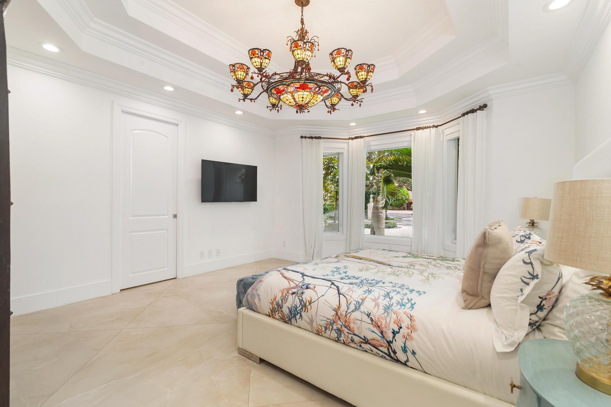 BREAKERS WEST 5 - Residential Lease