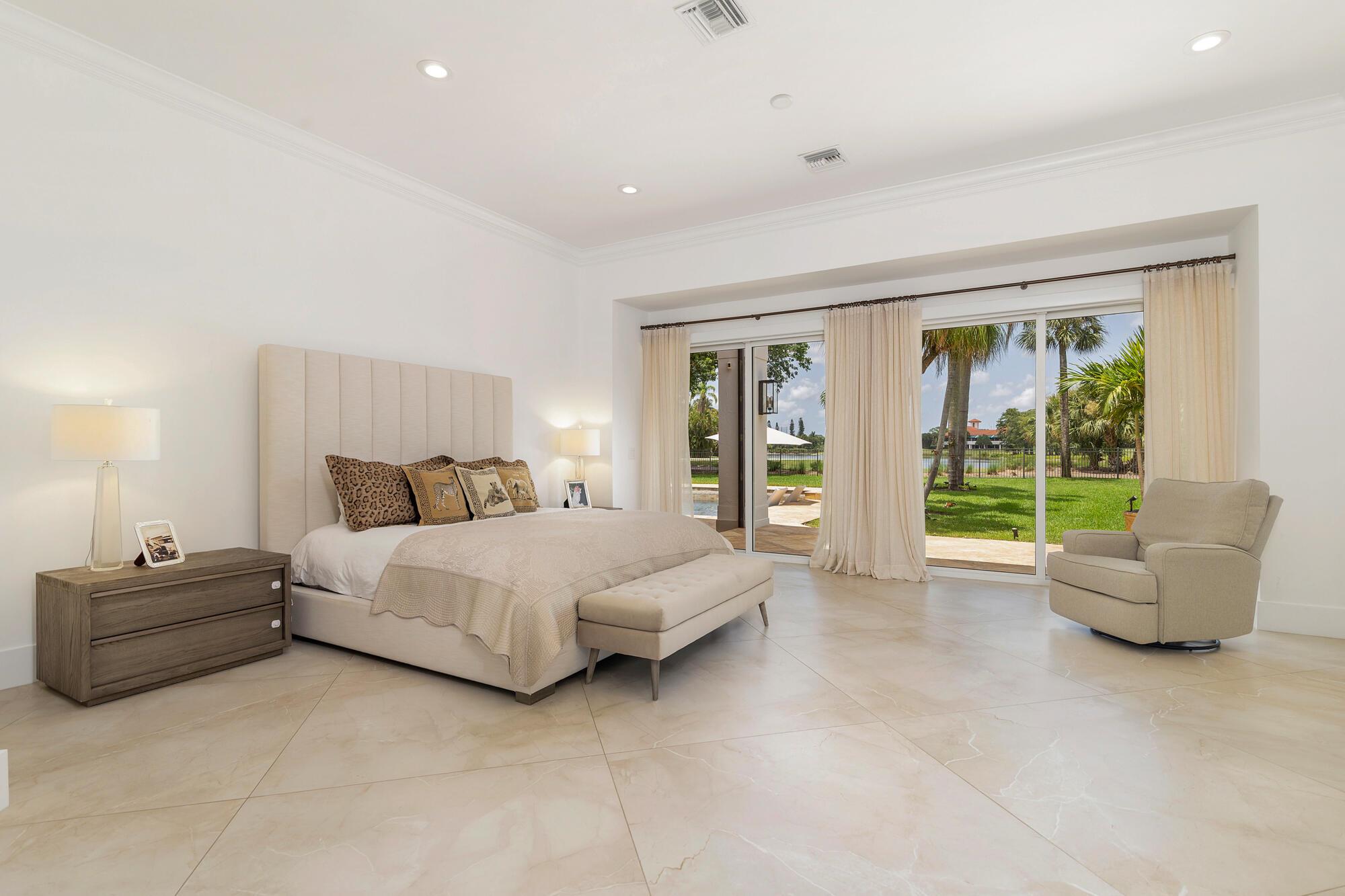 BREAKERS WEST 5 - Residential Lease