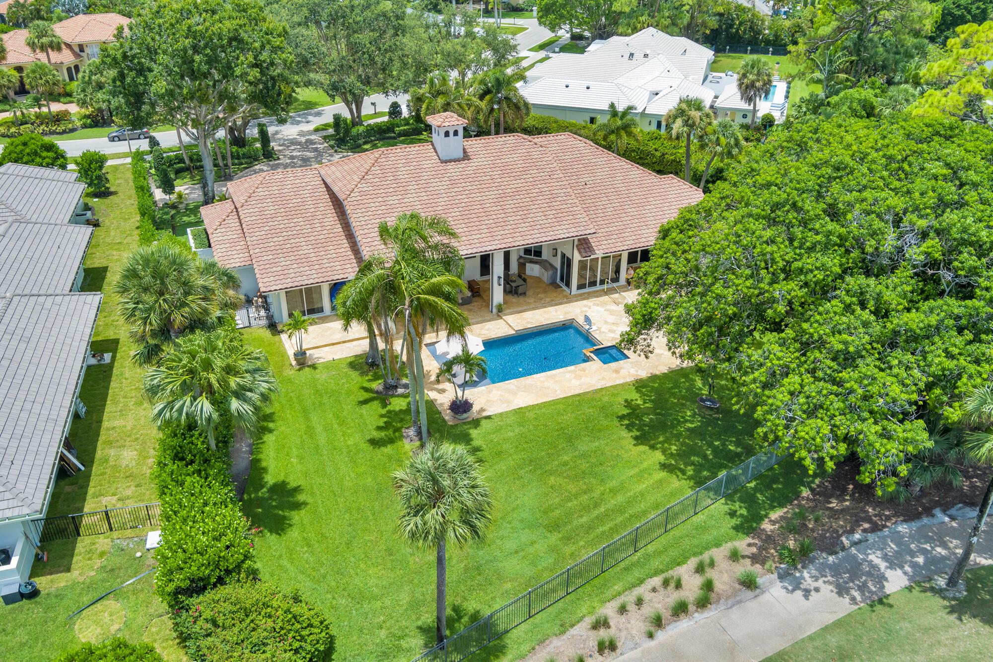BREAKERS WEST 5 - Residential Lease