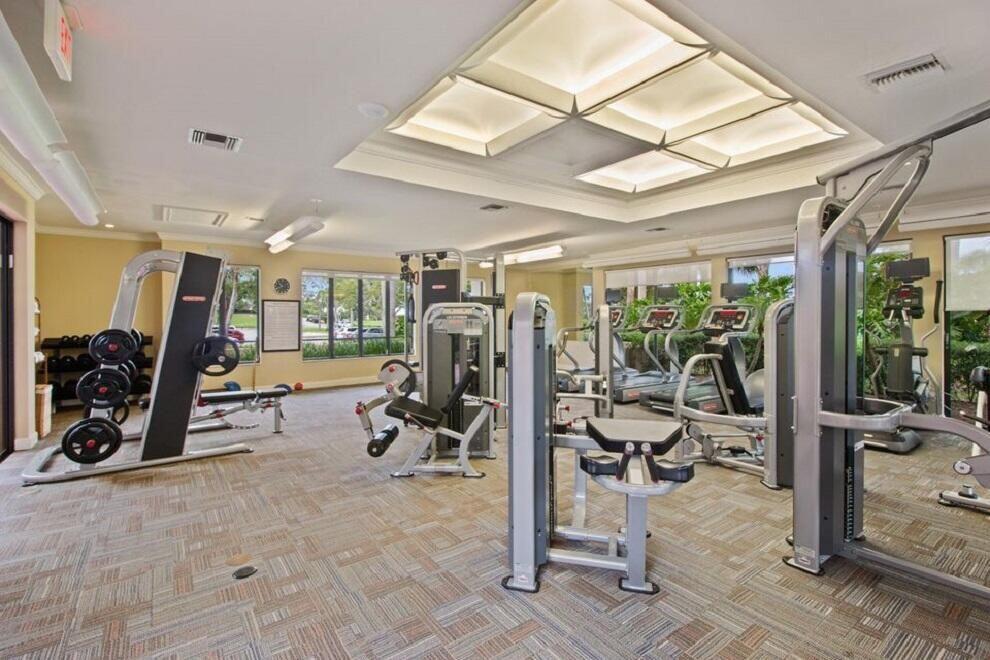 BREAKERS WEST 5 - Residential Lease