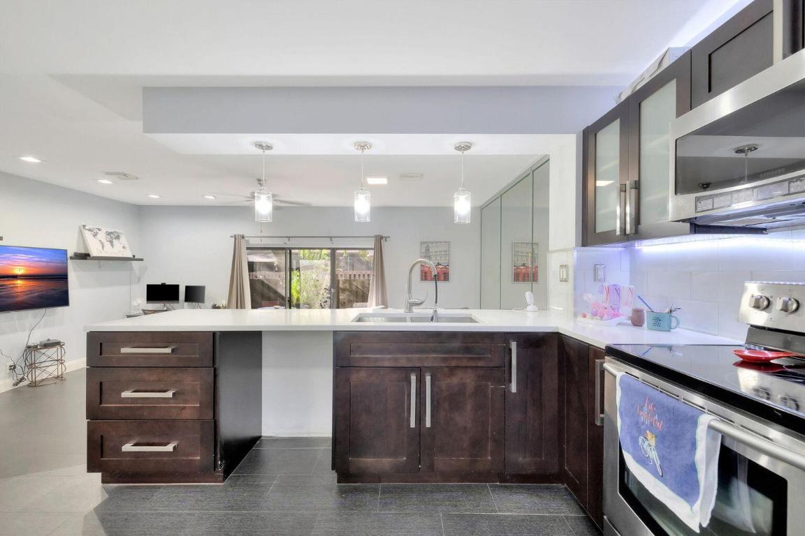 BONAIRE VILLAGE AT WOODMONT - Residential