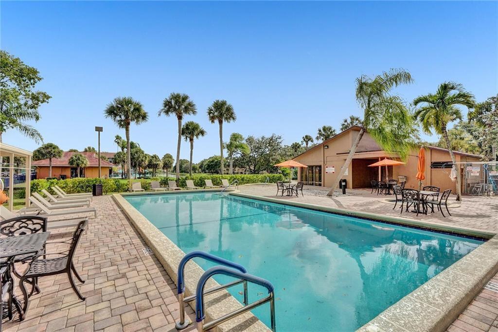 BONAIRE VILLAGE AT WOODMO - Residential