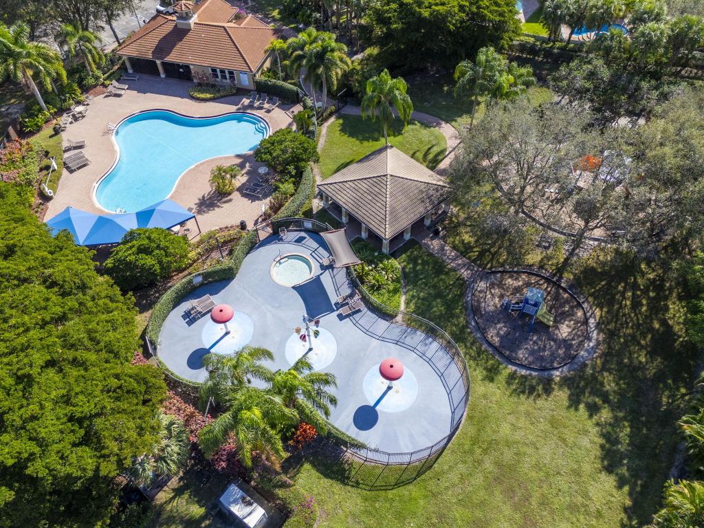 NAUTICA ISLES 2 - Residential