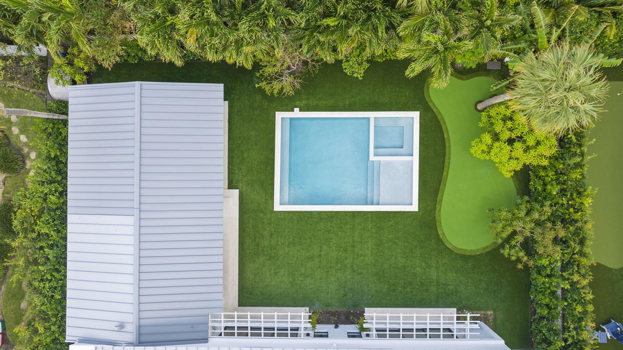 JUPITER INLET BEACH COLON - Residential
