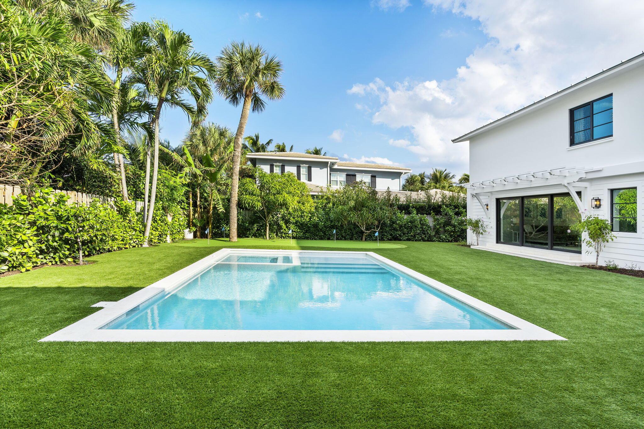 JUPITER INLET BEACH COLON - Residential