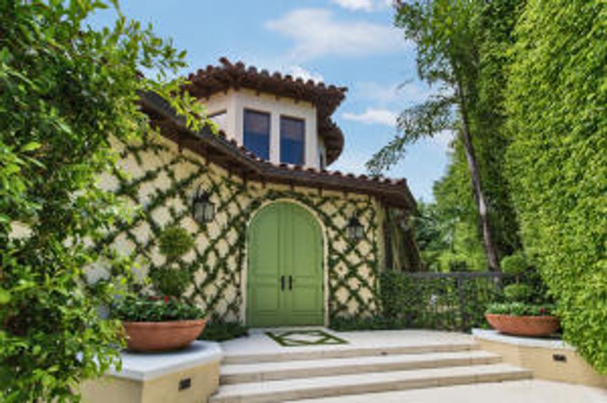 Exquisitely renovated 3 Bedroom, 3.5 Bath Townhouse at the coveted L'Ermitage. Completed in 2015, this home boasts a lovely floor plan with marble floors, hurricane-impact doors and windows throughout, glass countertops, stainless steel appliances, new pool and jacuzzi, 2-car garage, elevator, & generator. HOA is only $685 a quarter and includes the L'Ermitage lakefront pool & clay tennis court.A must-see for the most discerning buyer.