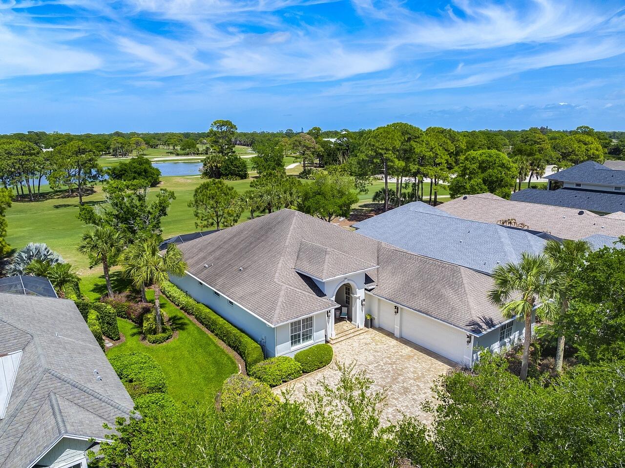 842 Carolina Circle SW