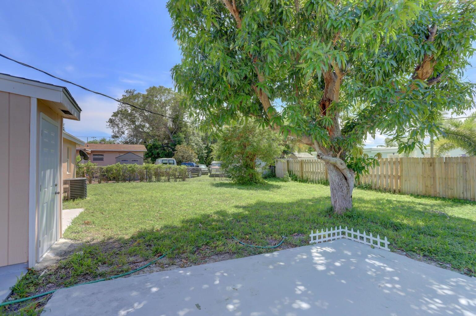 POINCIANA HEIGHTS DELRAY - Residential