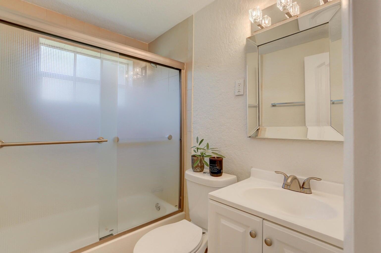 POINCIANA HEIGHTS DELRAY - Residential