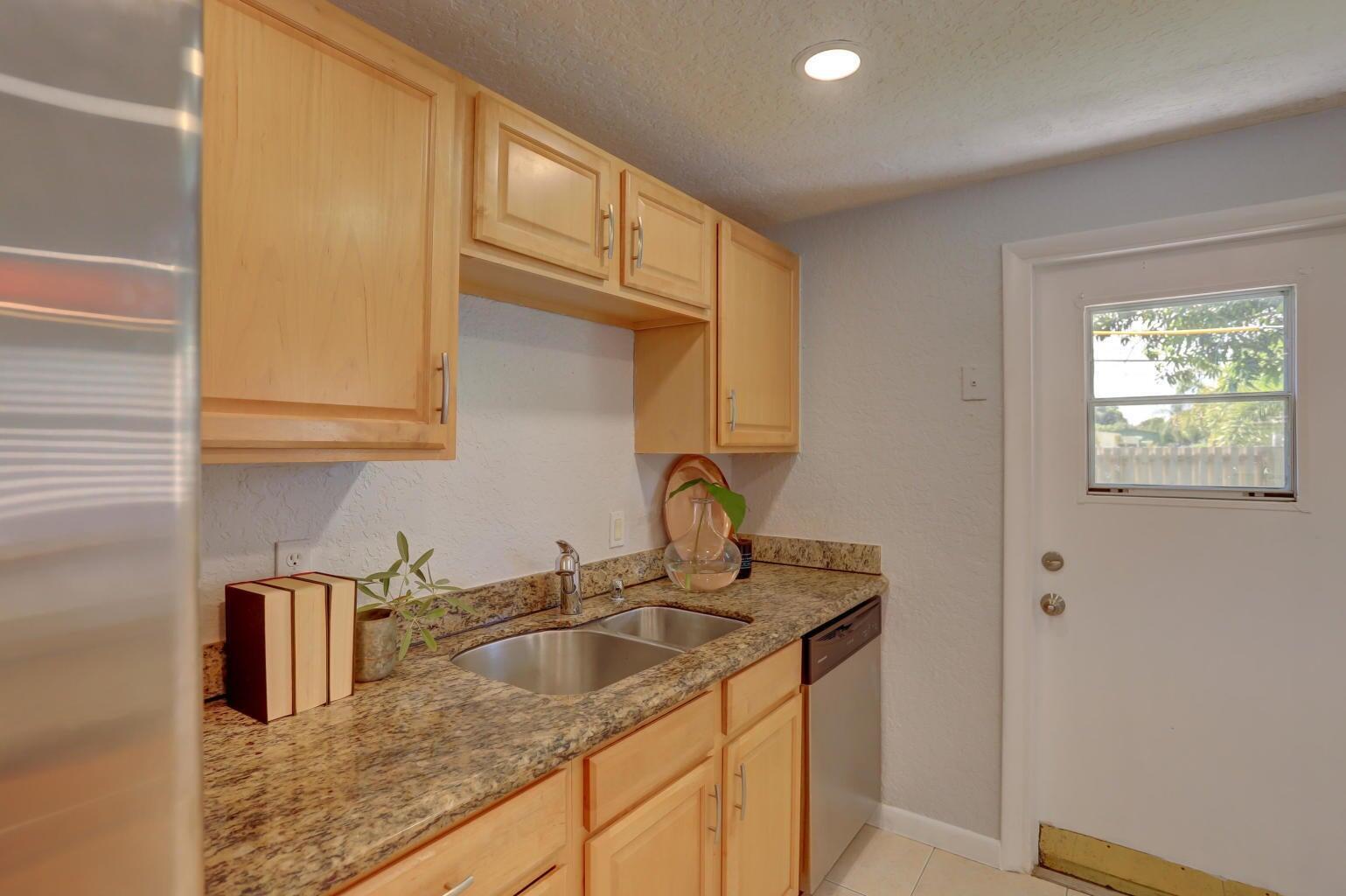 POINCIANA HEIGHTS DELRAY - Residential