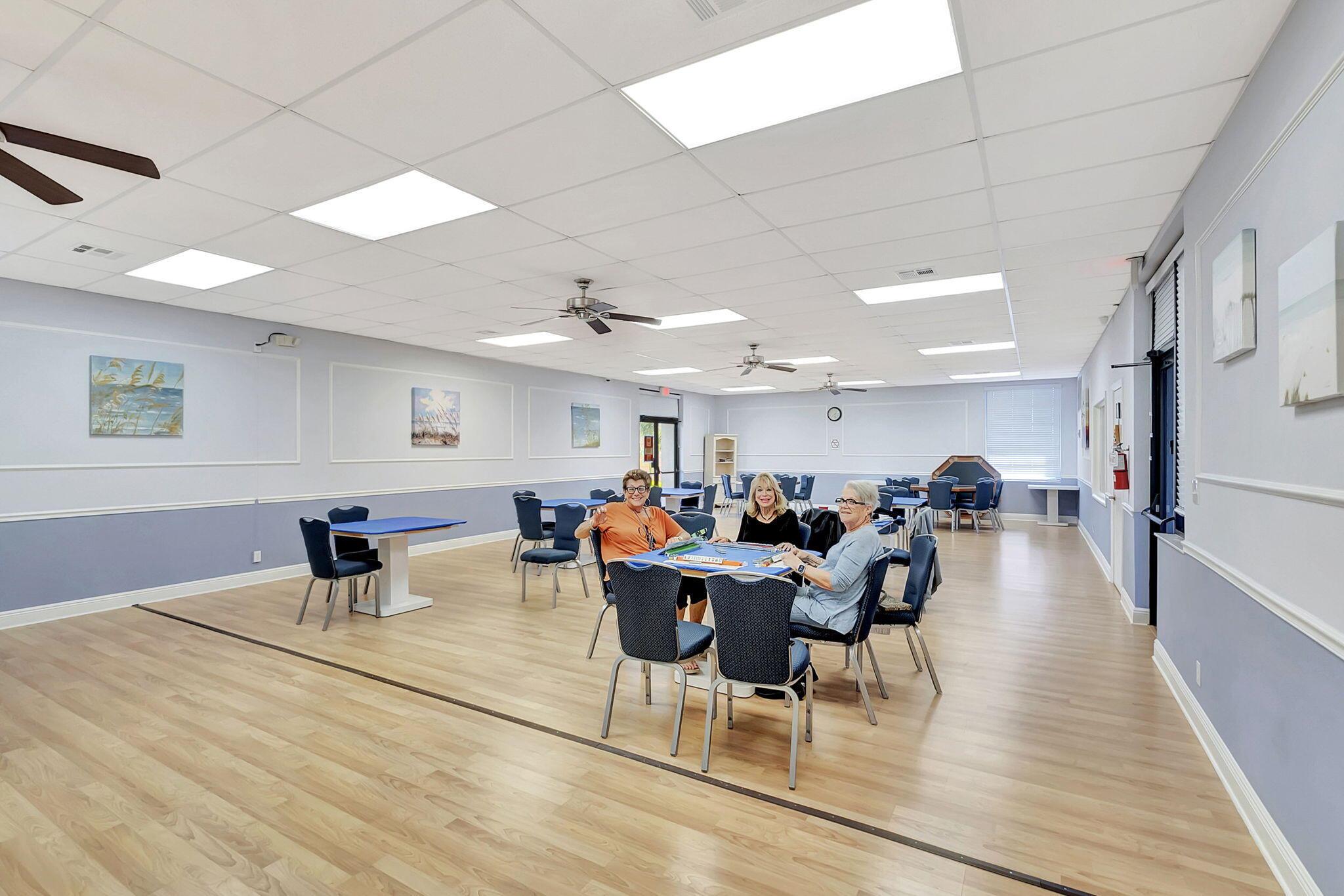 DELRAY VILLAS - Residential