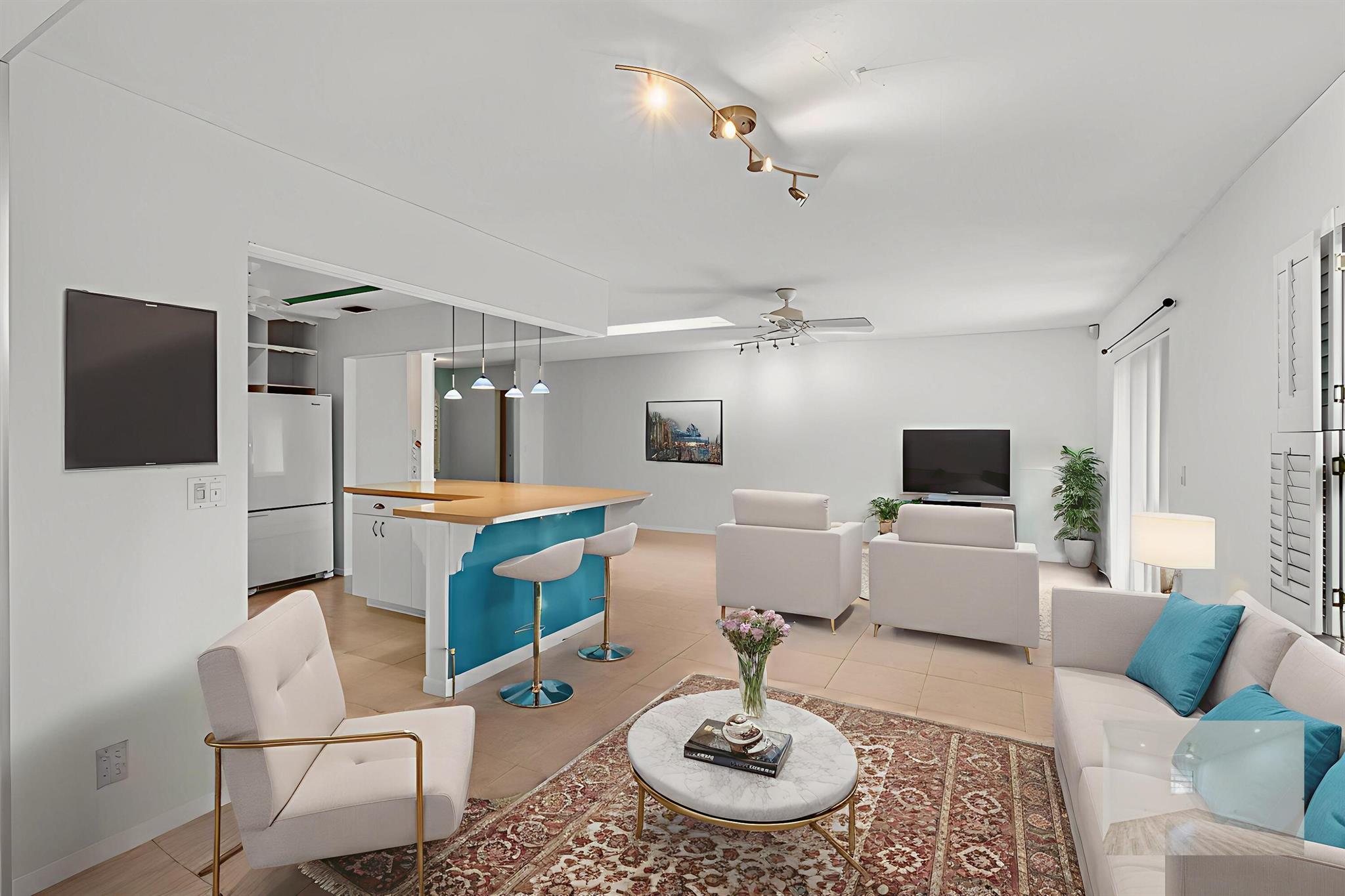 DELRAY VILLAS - Residential