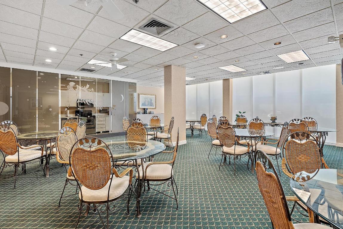 AQUARIUS CONDO - Residential