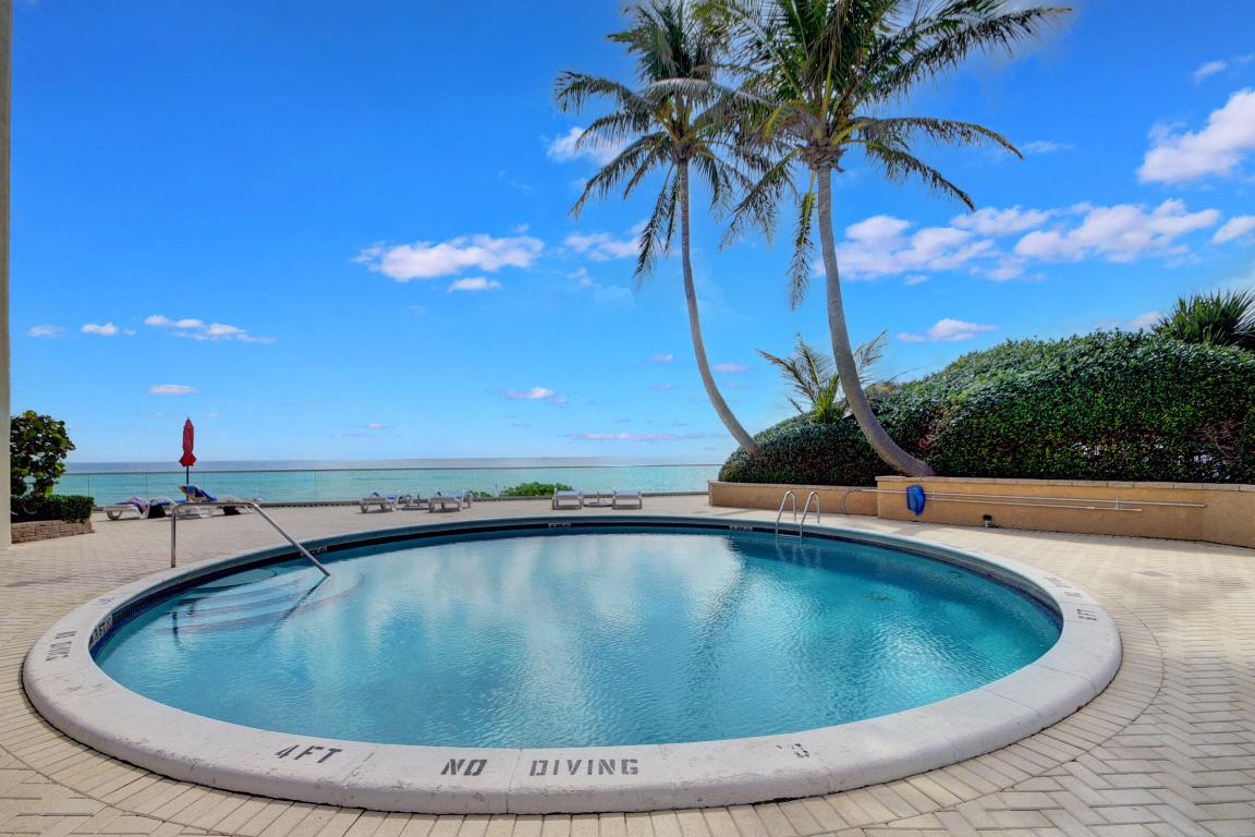 AQUARIUS CONDO - Residential