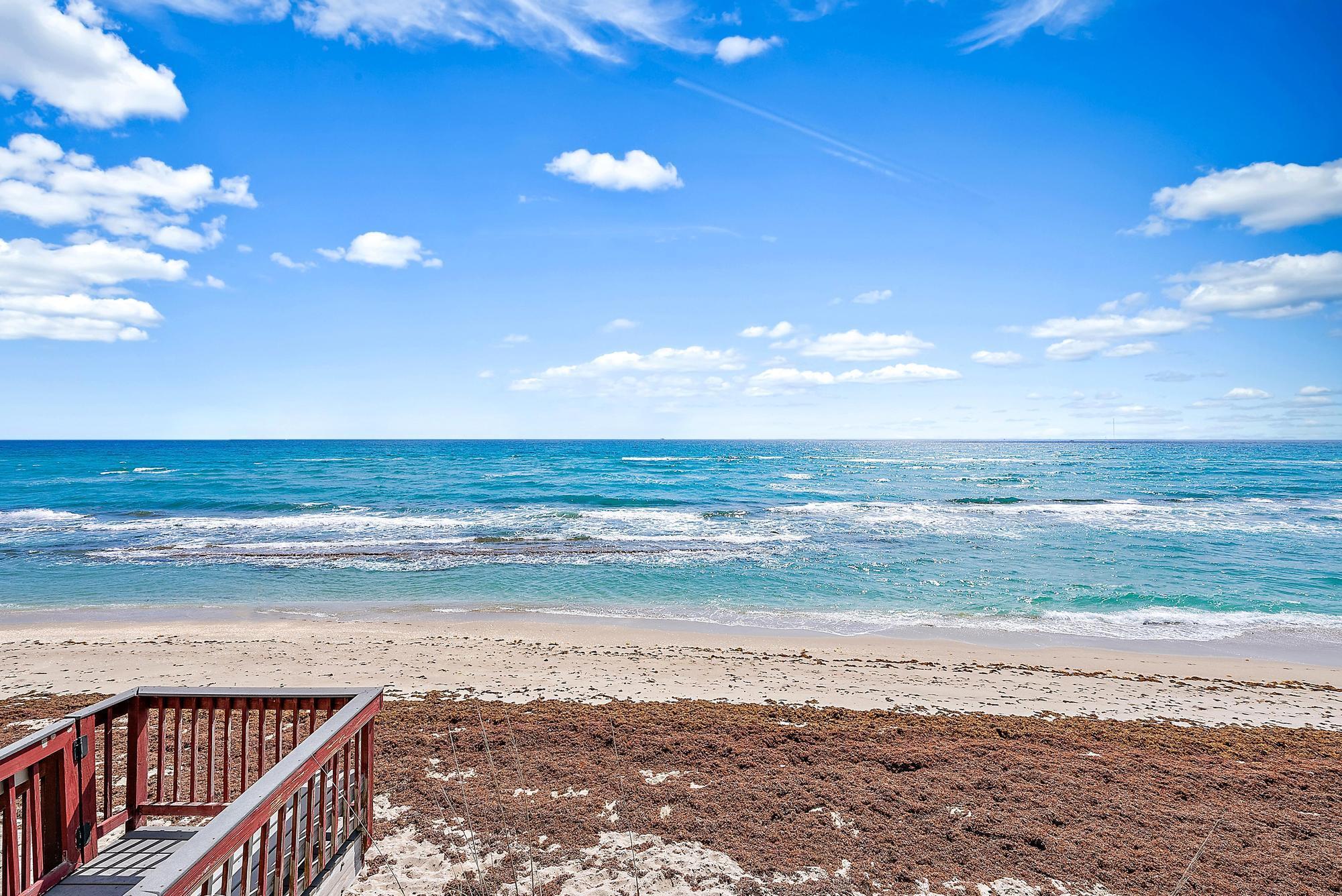 AQUARIUS CONDO - Residential