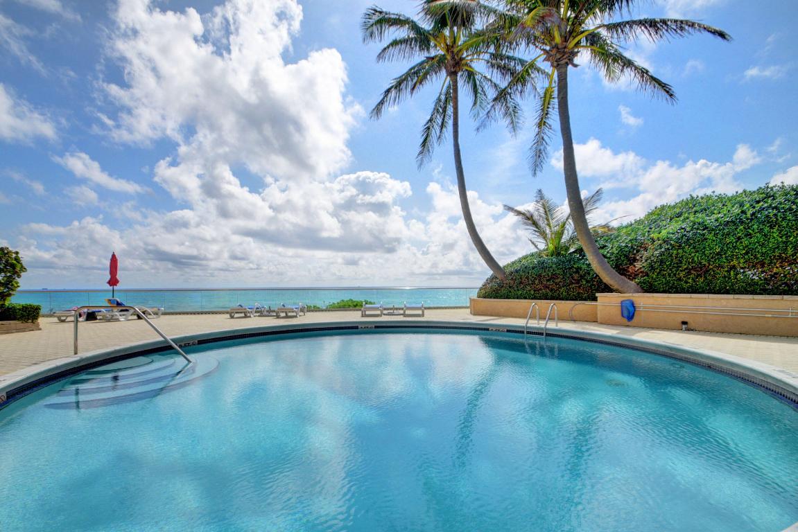 AQUARIUS CONDO - Residential