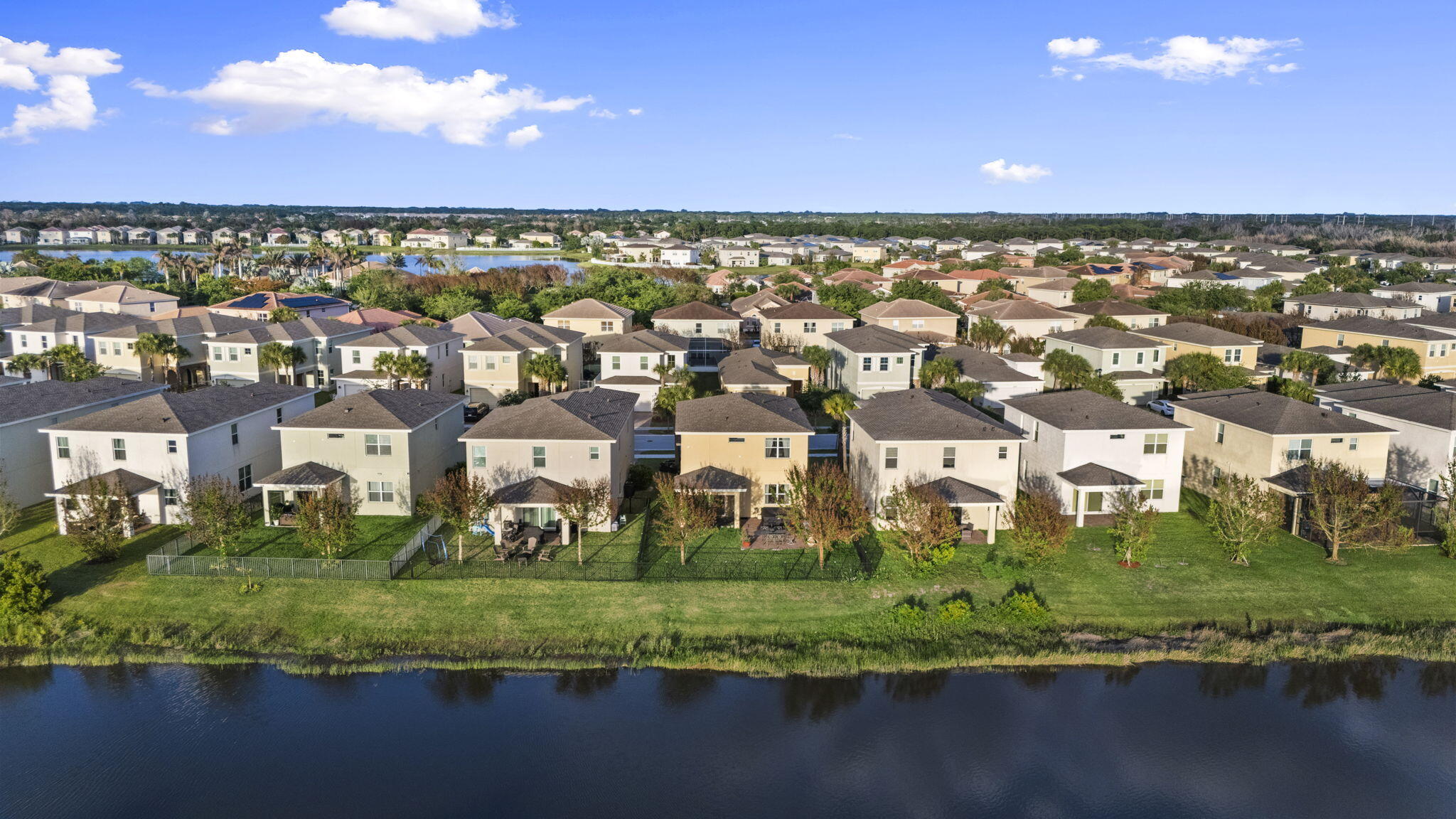 VIZCAYA FALLS PLAT 2 - Residential