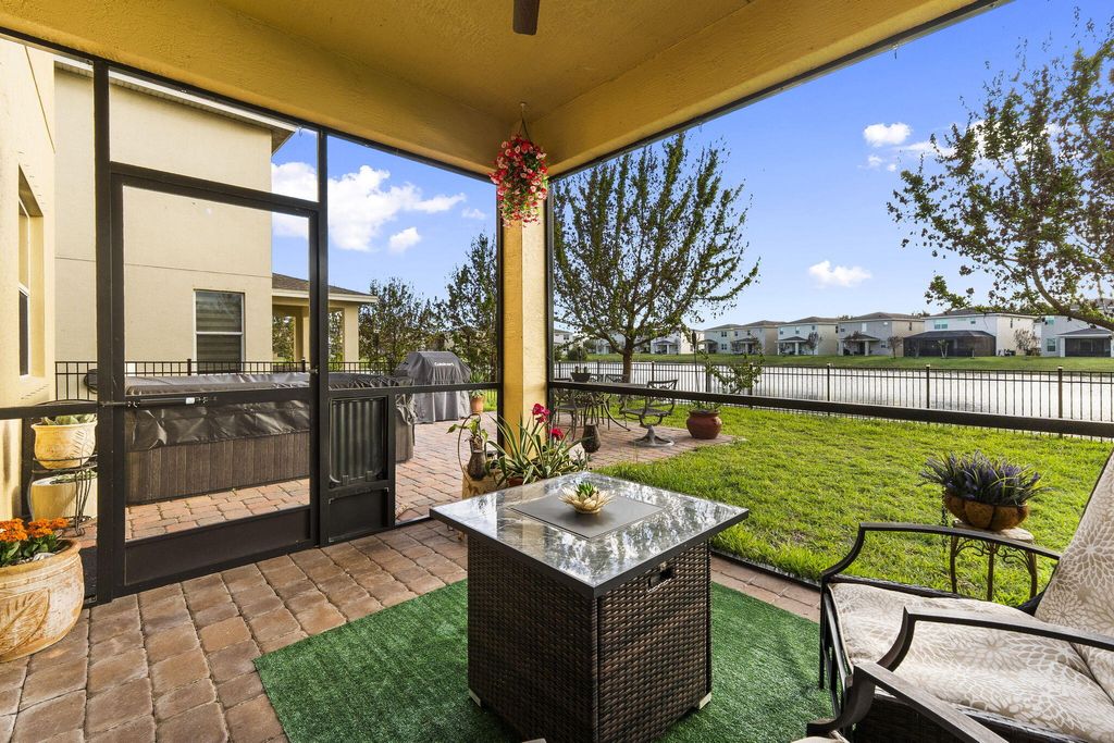 Photo of 1962 NW Cataluna Circle, Port Saint Lucie, FL 34986 (MLS # B26022054)