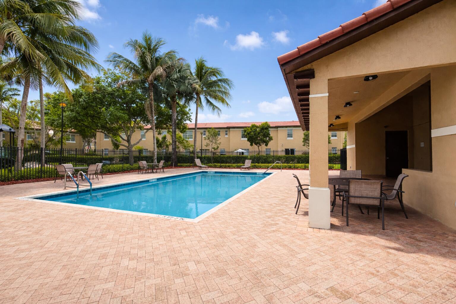 HILLSBORO ASSOCIATES PLAT - Residential