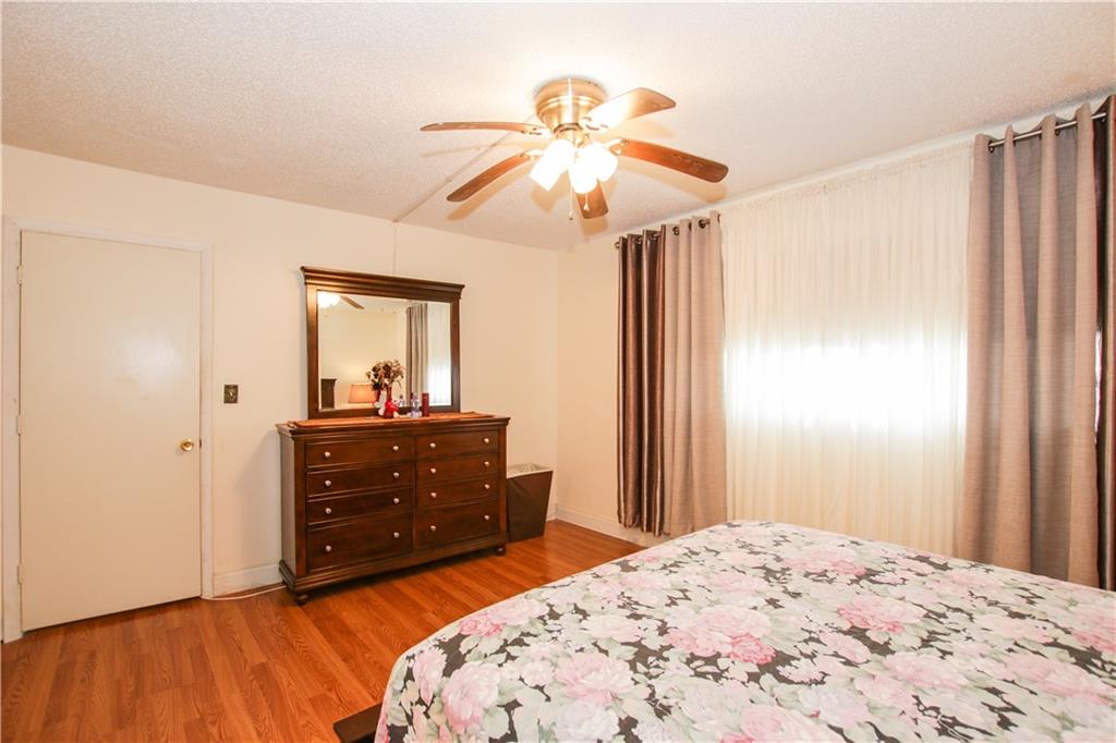 Oriole Golf & Tennis Club - Residential Lease