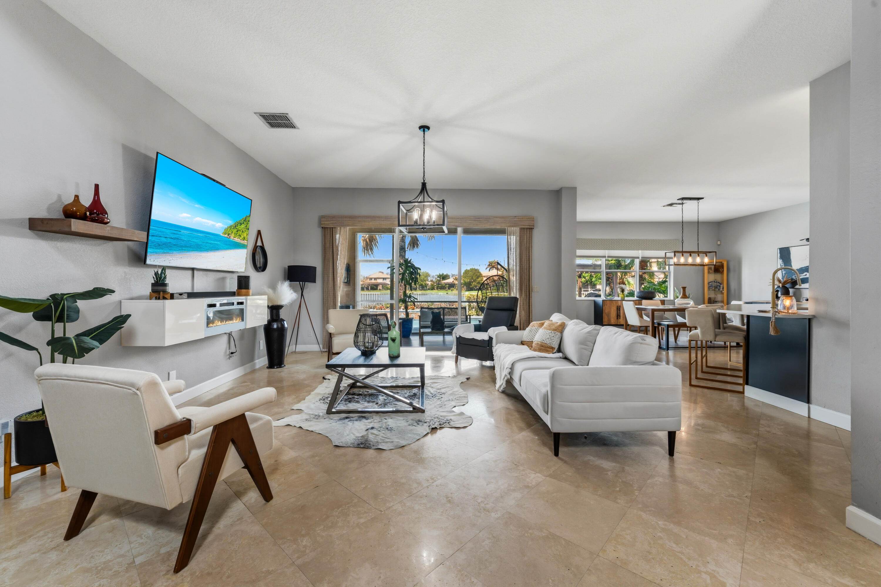 437 NW Sheffield Circle