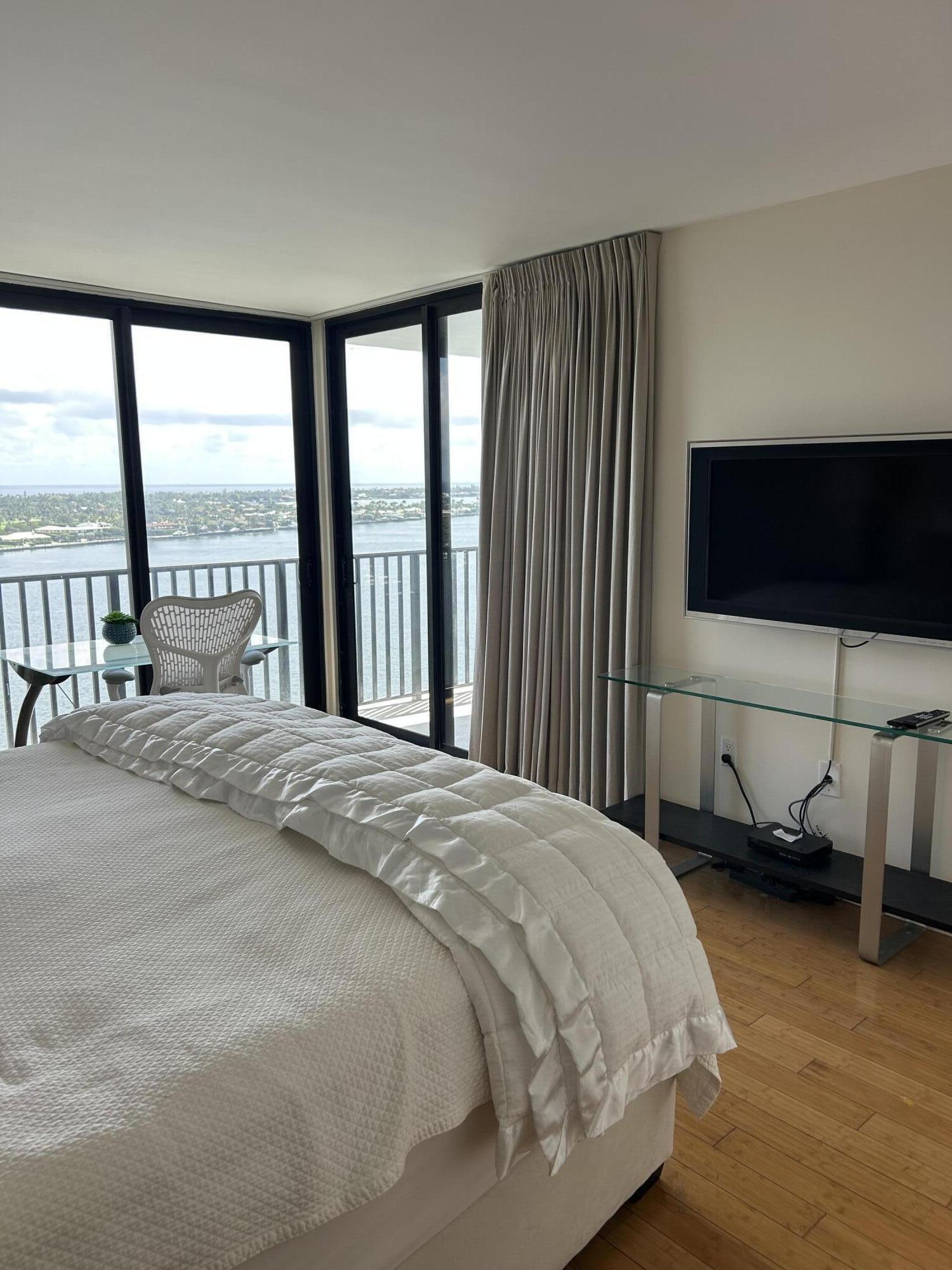 Trianon Condominium - Residential Lease