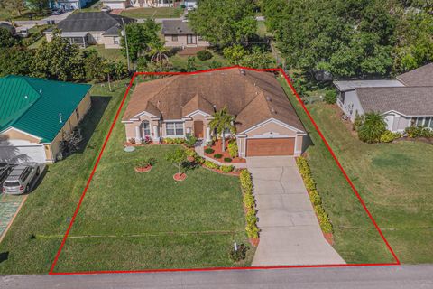 A home in Port St Lucie