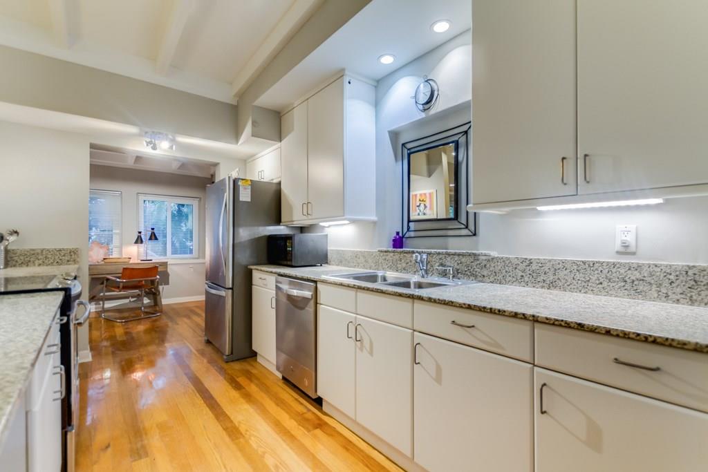 The Pines 25-31 B - Residential