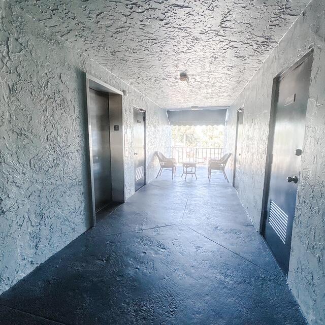 LIME BAY CONDOMINIUM 7 - Residential Lease