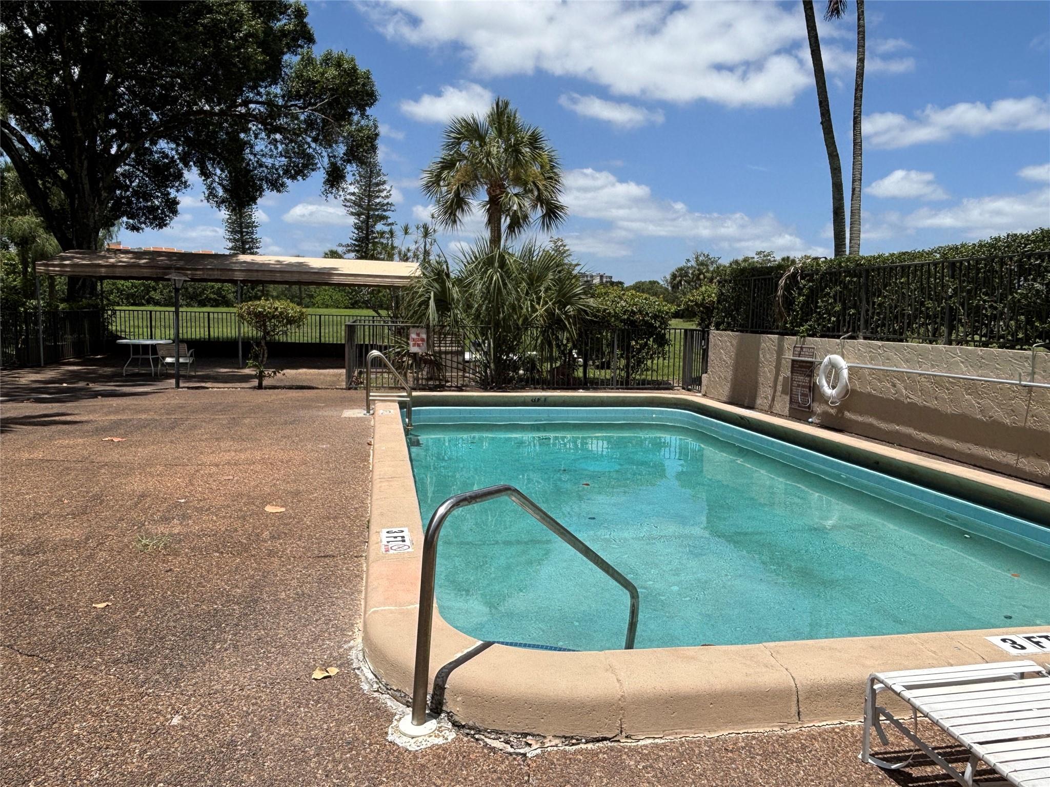 INVERRARY - Residential