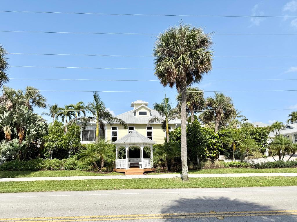 SEASIDE OF JUNO BEACH - Residential