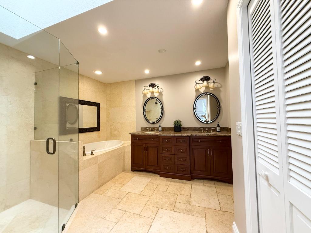 SEASIDE OF JUNO BEACH - Residential