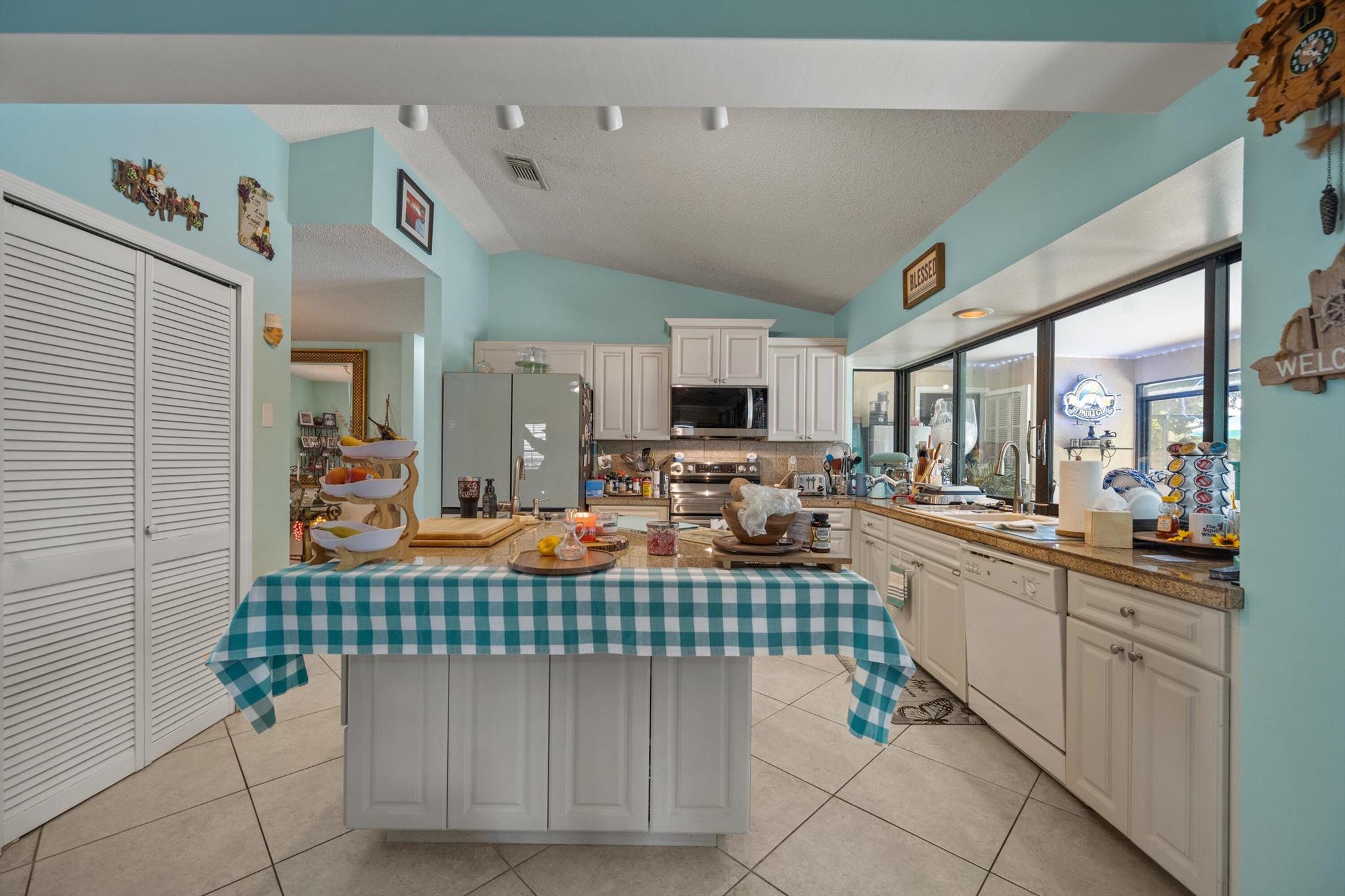 PORT ST LUCIE SECTION 10 - Residential