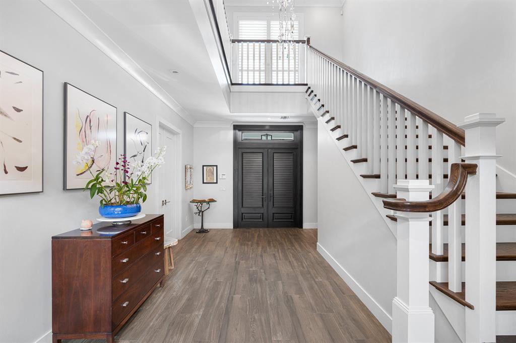 EDGEWATER - Residential