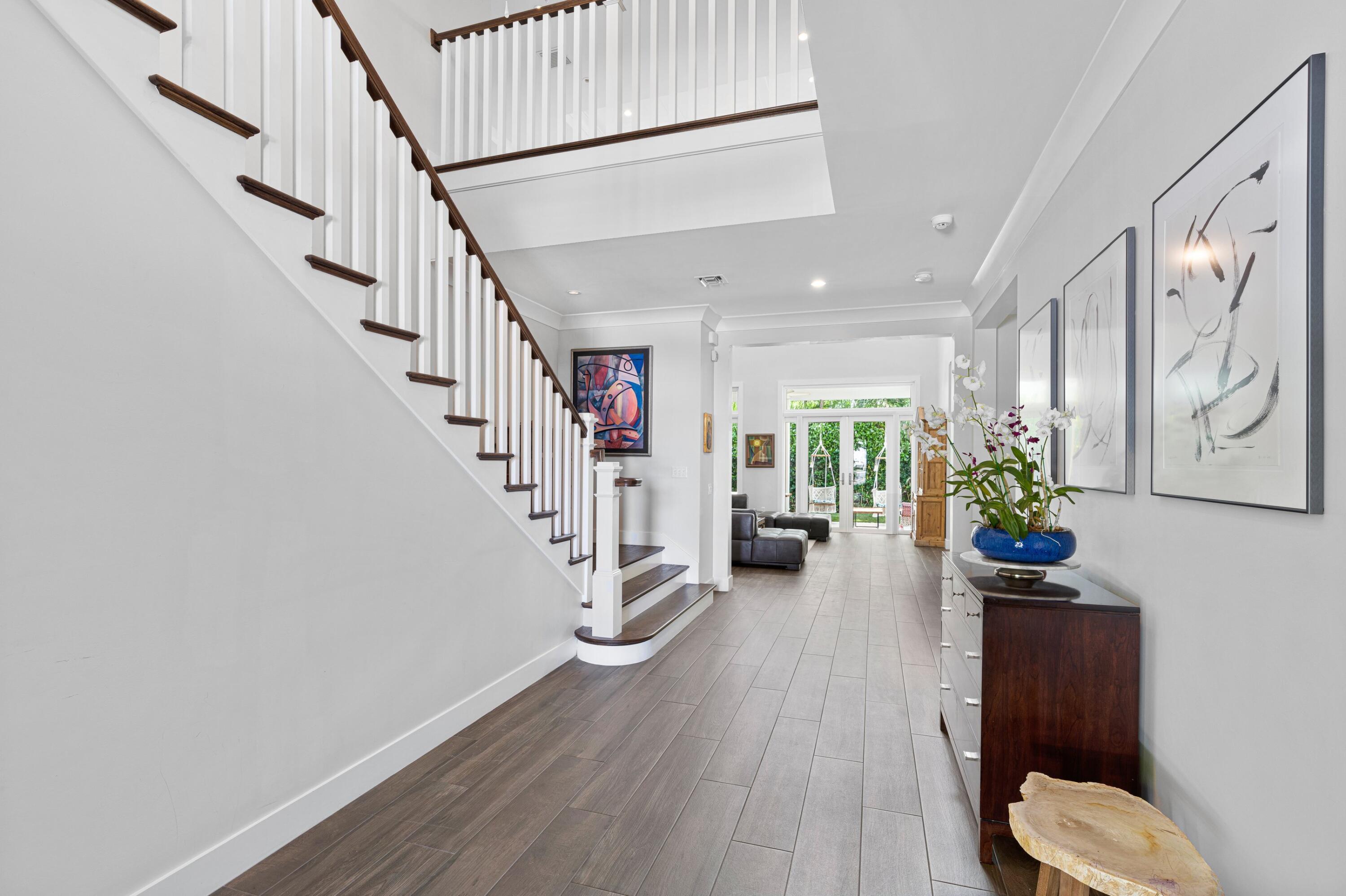 EDGEWATER - Residential