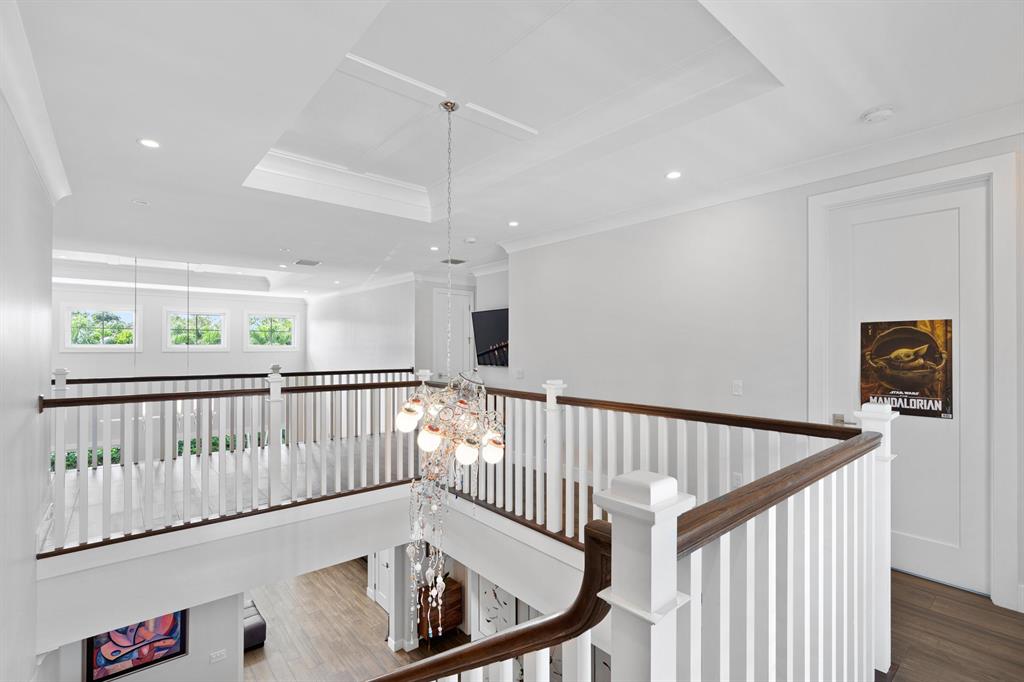 EDGEWATER - Residential