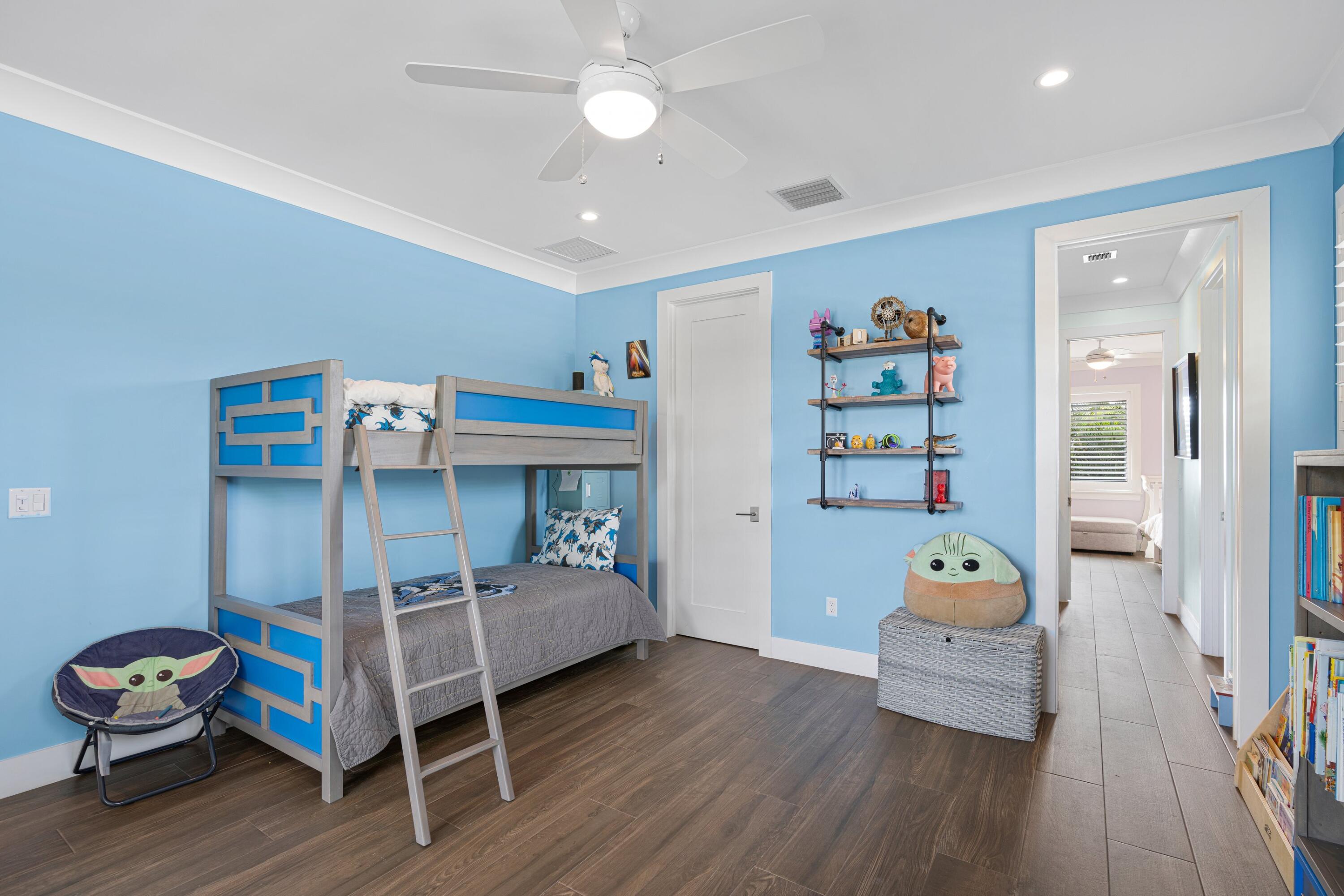 EDGEWATER - Residential