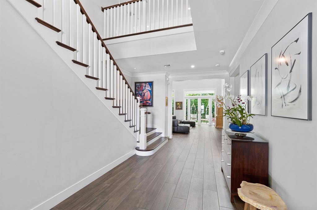 EDGEWATER - Residential