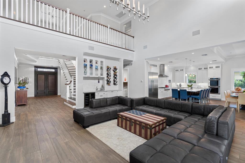 EDGEWATER - Residential