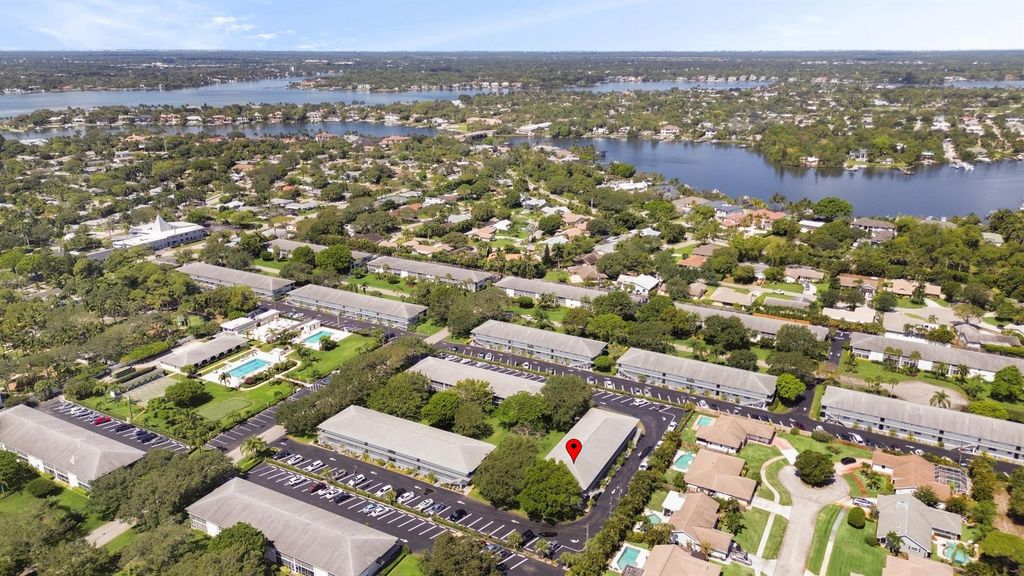 Photo of 9 Westwood Avenue #105b, Tequesta, FL 33469 (MLS # R11066523)