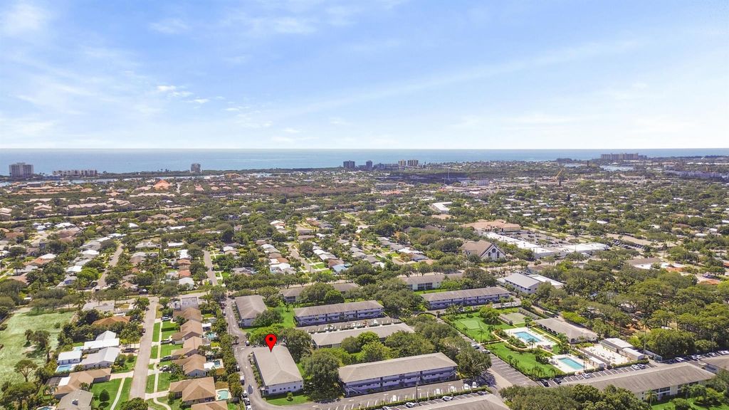 Photo of 9 Westwood Avenue #105b, Tequesta, FL 33469 (MLS # R11066523)