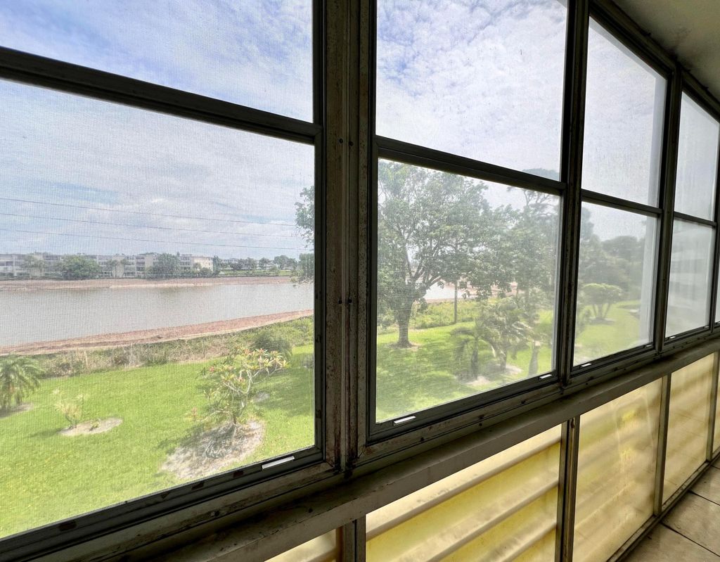 Photo of 330 Southampton B, West Palm Beach, FL 33417 (MLS # B26035635)