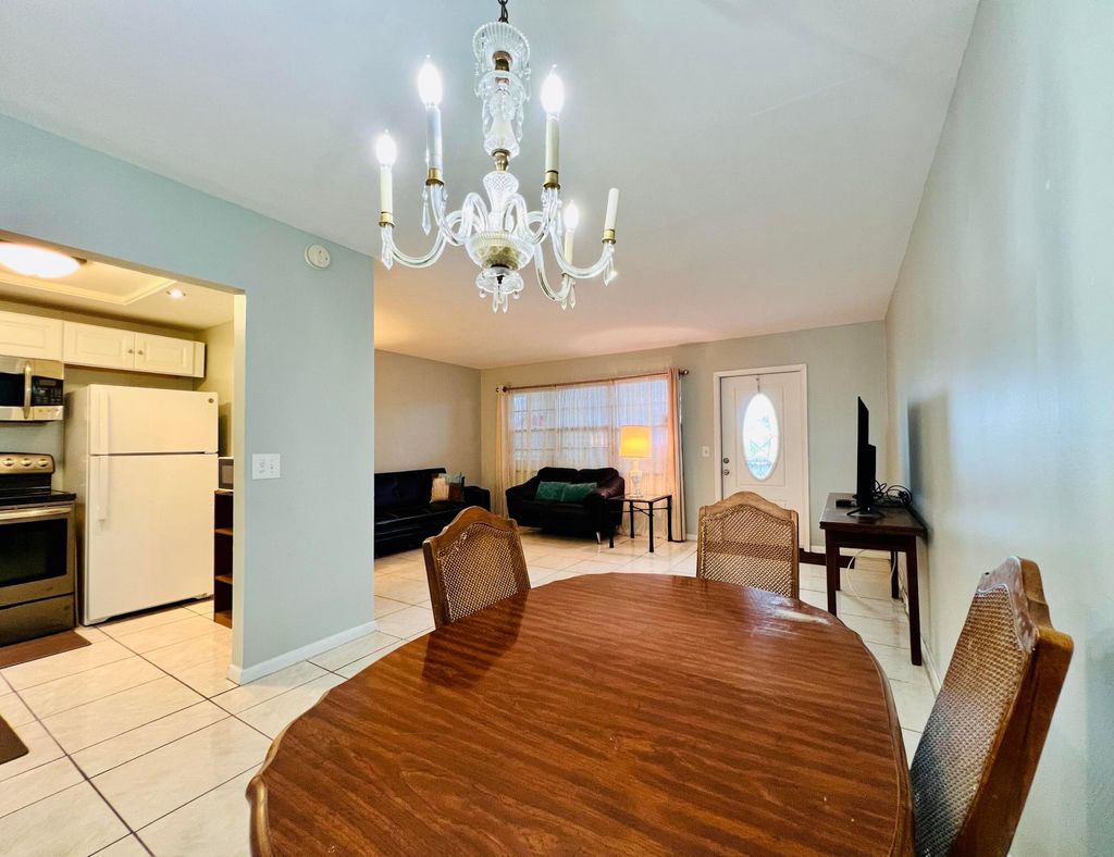 Photo of 330 Southampton B, West Palm Beach, FL 33417 (MLS # B26035635)