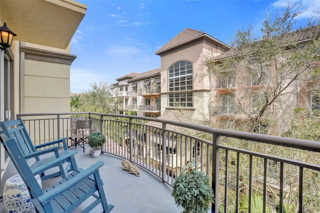 Photo of 2617 NE 14th Avenue #402, Wilton Manors, FL 33334 (MLS # F10555820)